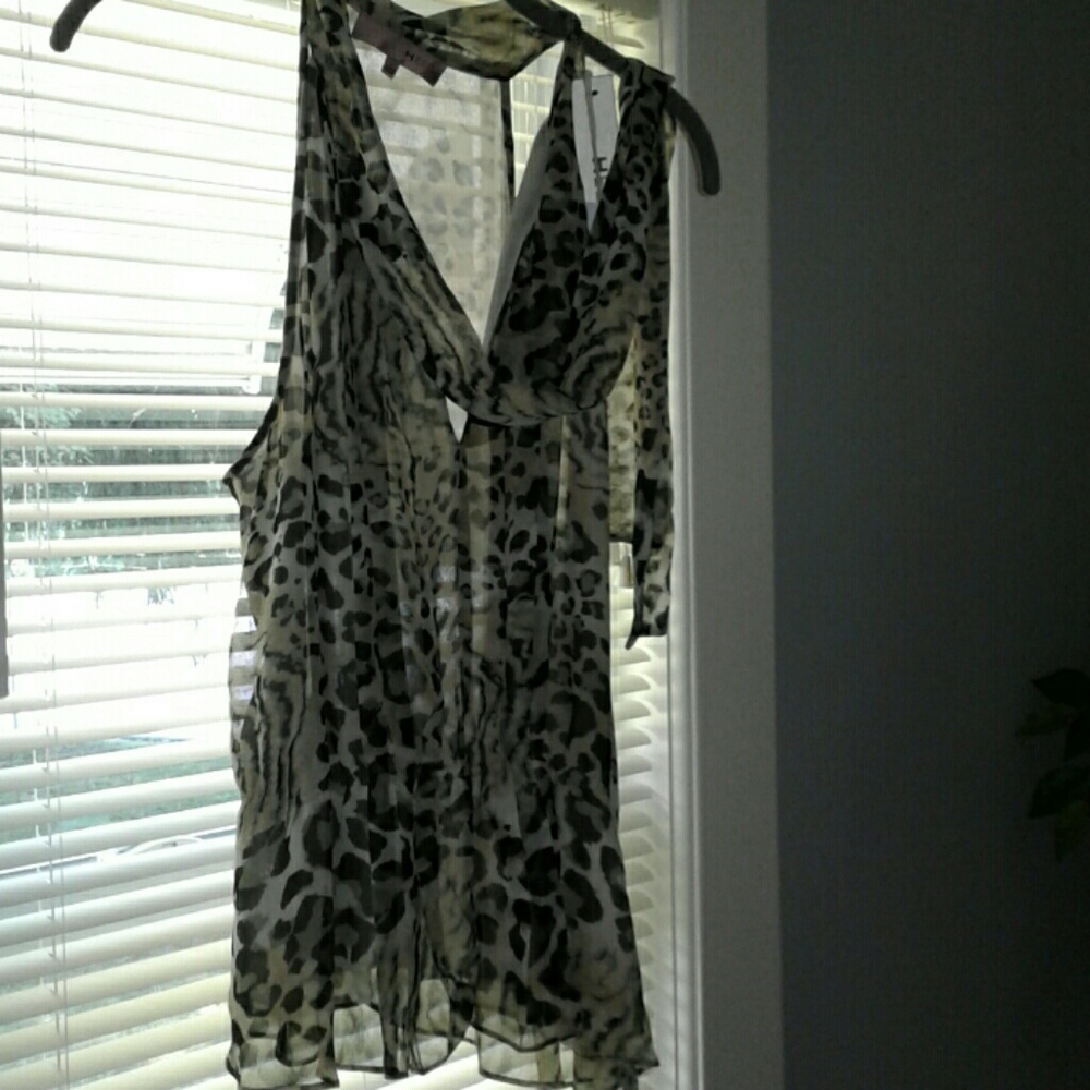 Heed sleeveless blouse